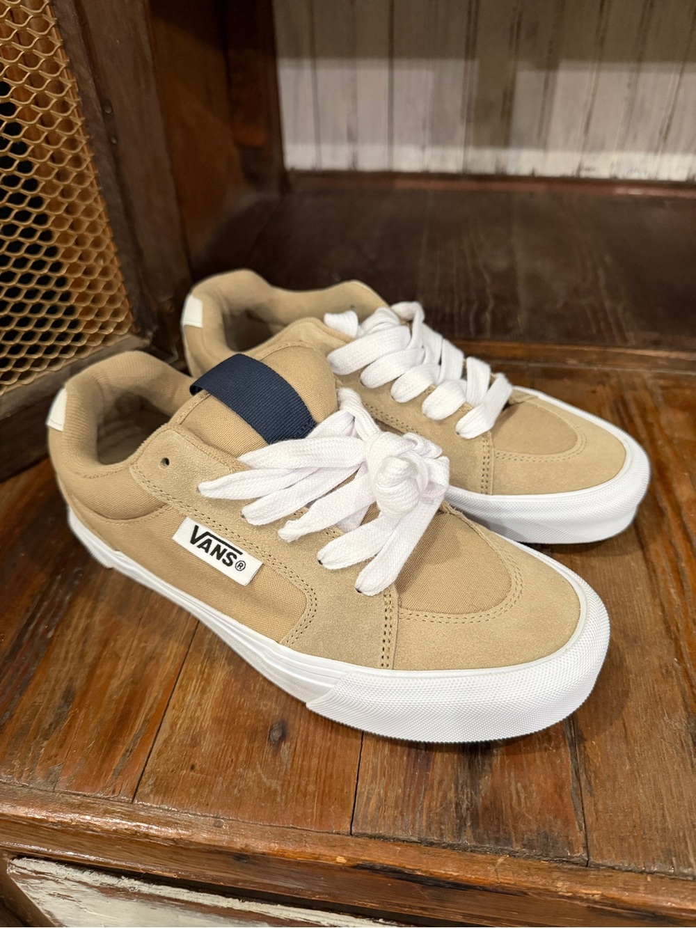 Vans Chukka Push Tan Suede & Canvas Sneakers Mens 7 / Womens 8.5